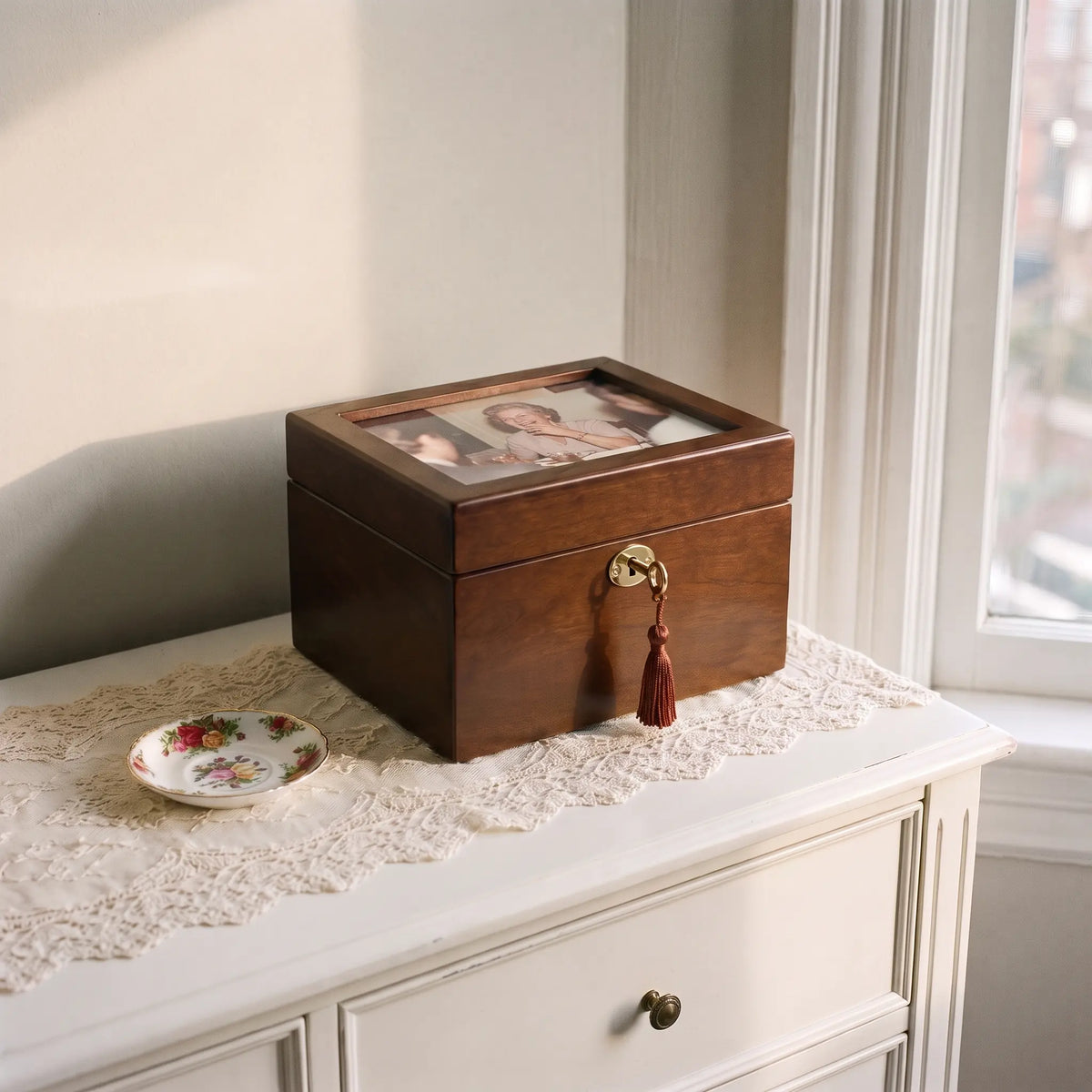 Fidelis III Adult Photo Urn - shown in a home