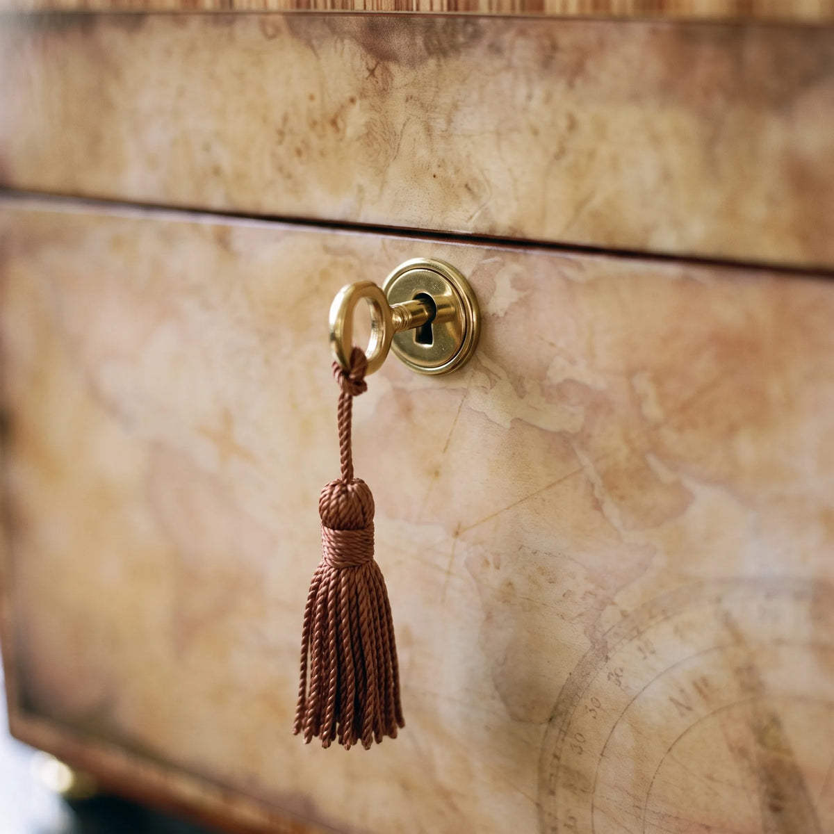 Traveler Adult Urn Chest - close-up detail